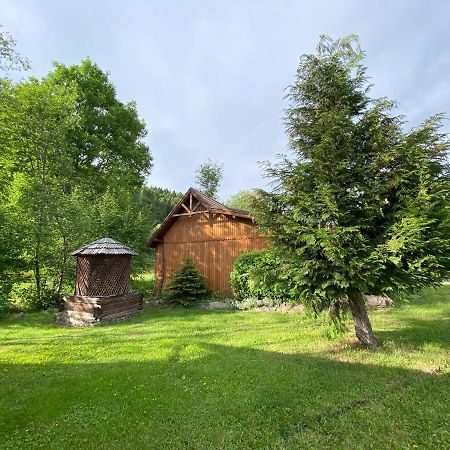 Gyopar Wooden Houses Izvoare  Exterior photo